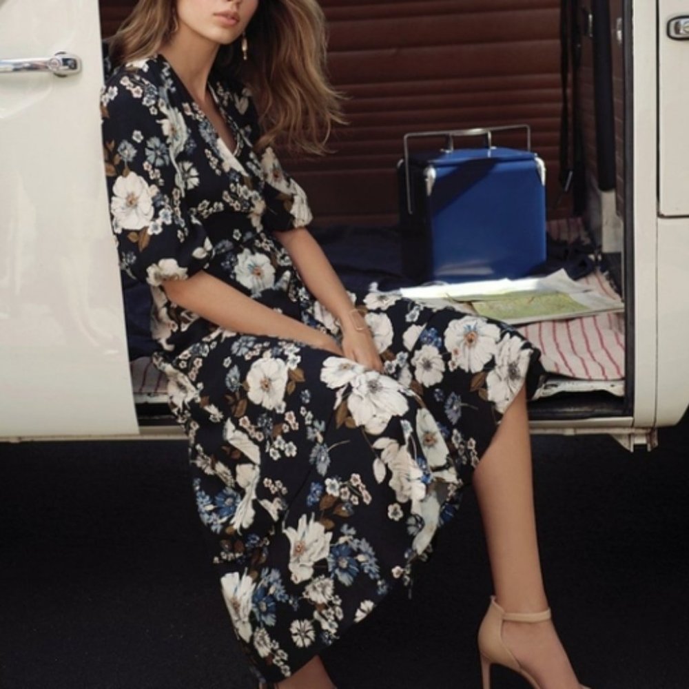 Gianni Bini Black Floral Midi Dress